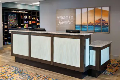 Photo 5 - Hampton Inn & Suites Clearwater Beach