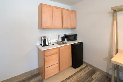Photo 4 - Holiday Inn Express & Suites La Porte by IHG