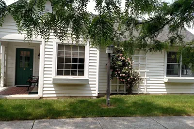 Photo 2 - Spruce Lane Lodge and Cottages