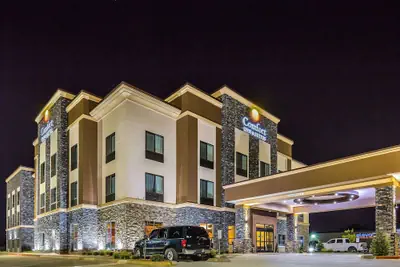Photo 2 - Comfort Inn & Suites Moore - Oklahoma City