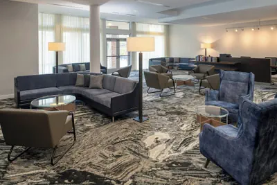 Photo 5 - Courtyard by Marriott Houston City Place