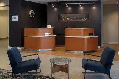 Photo 3 - Courtyard by Marriott Houston City Place