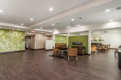 Photo 4 - Sleep Inn & Suites College Station near University