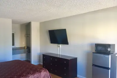 Photo 4 - Super Stay Inn