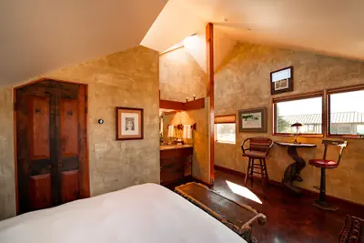 Photo 4 - The Inn at Newport Ranch
