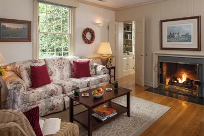 Photo 3 - Foxfield Inn