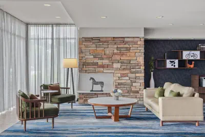 Photo 2 - Fairfield Inn & Suites by Marriott Alexandria