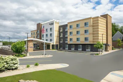 Photo 2 - Fairfield Inn & Suites by Marriott Geneva Finger Lakes