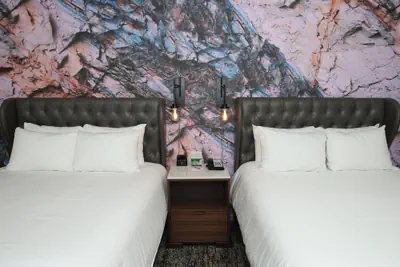 Photo 5 - Hotel Indigo Naperville Riverwalk by IHG