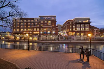 Photo 2 - Hotel Indigo Naperville Riverwalk by IHG