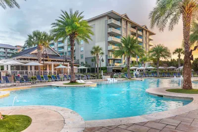 Photo 2 - Hilton Grand Vacations Club Ocean Oak Resort Hilton Head