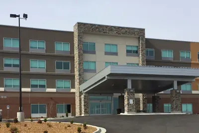 Photo 2 - Holiday Inn Express & Suites Danville by IHG