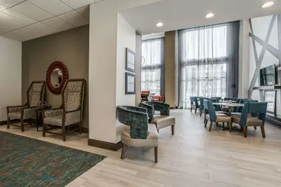 Photo 3 - Hampton Inn & Suites North Dallas Central Expy