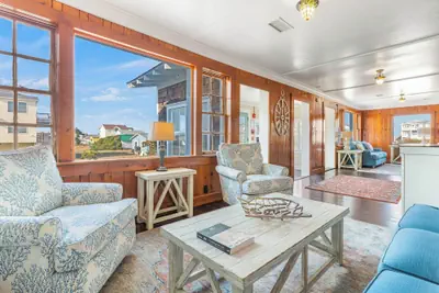 Photo 3 - Nags Head Beach Inn by KEES Vacations