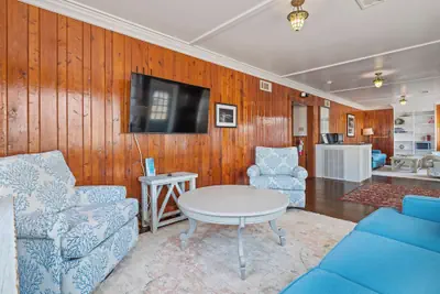 Photo 4 - Nags Head Beach Inn by KEES Vacations