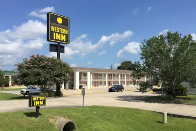 Photo 5 - Western Inn