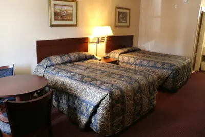 Photo 2 - Western Inn