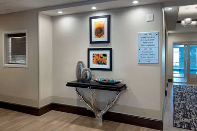 Photo 3 - Hampton Inn by Hilton New Paltz