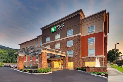 Photo 2 - Holiday Inn Express & Suites Ithaca by IHG