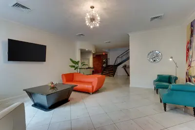 Photo 3 - The Mantissa Hotel