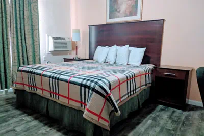 Photo 5 - Travelers Inn Clearwater