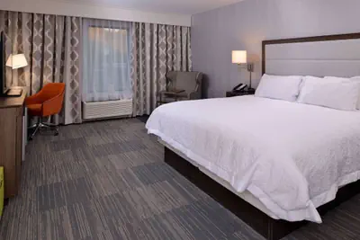 Photo 5 - Hampton Inn & Suites Albany-East Greenbush