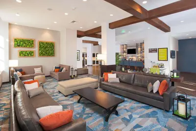 Photo 3 - Hilton Garden Inn Burbank Los Angeles