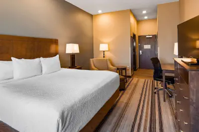 Photo 5 - Best Western Plus Overland Inn