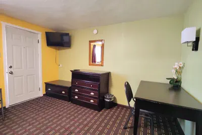 Photo 3 - Desert Inn