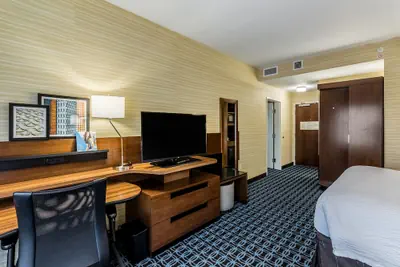 Photo 5 - Fairfield Inn & Suites by Marriott Butte