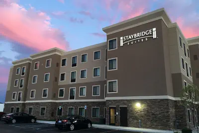 Photo 2 - Staybridge Suites Ann Arbor- Univ of Michigan by IHG