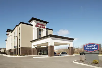 Photo 2 - Hampton Inn & Suites St. Louis/Alton