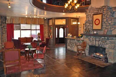 Photo 4 - Ye Old English Inn