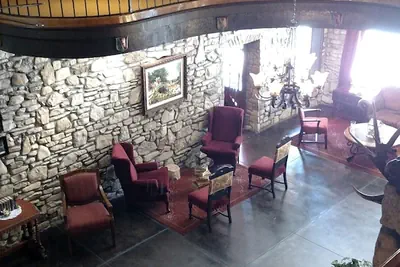 Photo 3 - Ye Old English Inn
