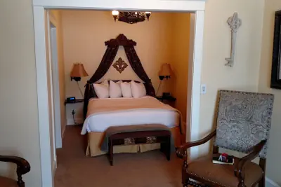 Photo 5 - Ye Old English Inn