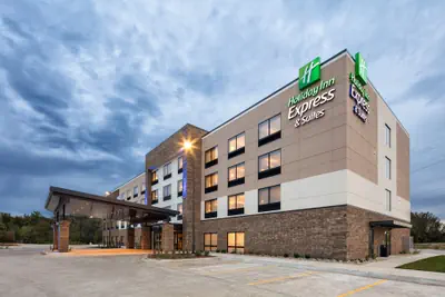Photo 2 - Holiday Inn Express & Suites East Peoria - Riverfront by IHG