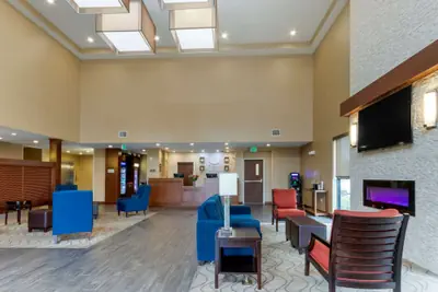 Photo 4 - Comfort Suites Billings