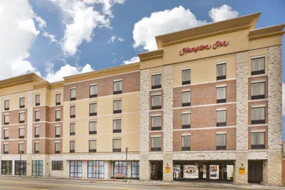 Photo 2 - Hampton Inn by Hilton Detroit Dearborn
