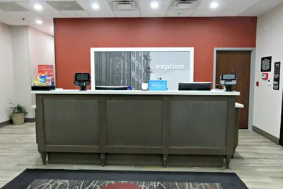 Photo 5 - Hampton Inn by Hilton Detroit Dearborn