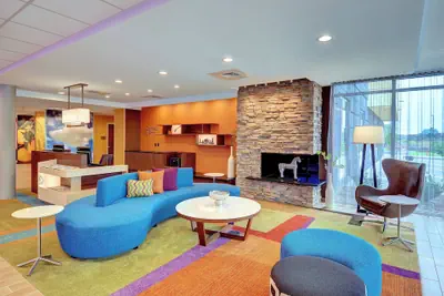Photo 5 - Fairfield Inn & Suites by Marriott Nashville Downtown MetroCenter