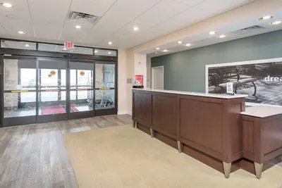 Photo 4 - Hampton Inn Boston - Westborough