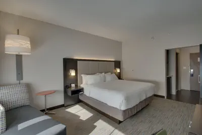 Photo 3 - Holiday Inn Express & Suites Charleston NE Mt Pleasant US17 by IHG