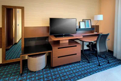 Photo 4 - Fairfield Inn and Suites by Marriott Syracuse Carrier Circle