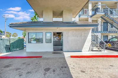 Photo 4 - Morada Inn - Near Garden Grove Park
