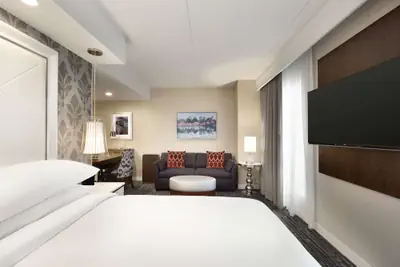 Photo 5 - Embassy Suites by Hilton Atlanta NE Gwinnett Sugarloaf
