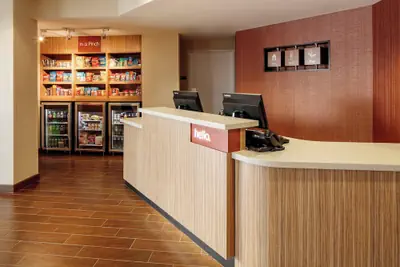 Photo 5 - Towneplace Suites Kansas City Airport
