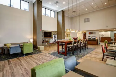 Photo 3 - Hampton Inn & Suites Baltimore/Aberdeen