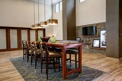 Photo 4 - Hampton Inn & Suites Baltimore/Aberdeen