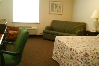 Photo 4 - Stay Lodge Thomasville NC