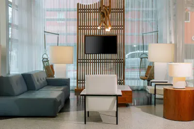 Photo 4 - Hampton Inn & Suites Santa Monica